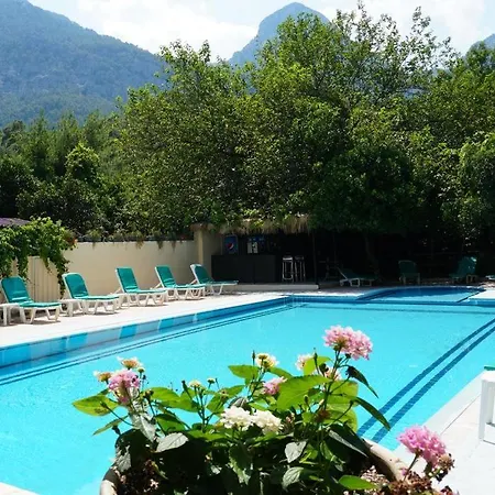 Sesra Garden Hotel 3* Antalya