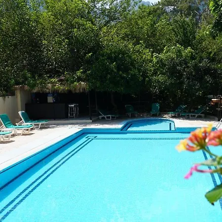 Sesra Garden Hotel