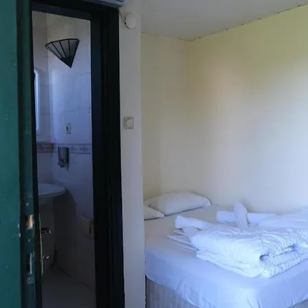 Sesra Garden Hotel Hotel 3*